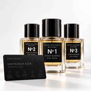 Gentlemen Club. Jeden Monat: Exklusiver 15ml Duft, Free Priority Shipping, Kostenloser Zutritt zu den Events, 15% Rabatt auf alles im Store